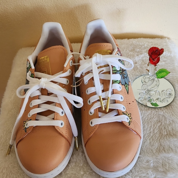 Adidas stan Amber Blush Floral - Picture 6 of 13